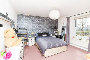 Photo 25- click for photo gallery